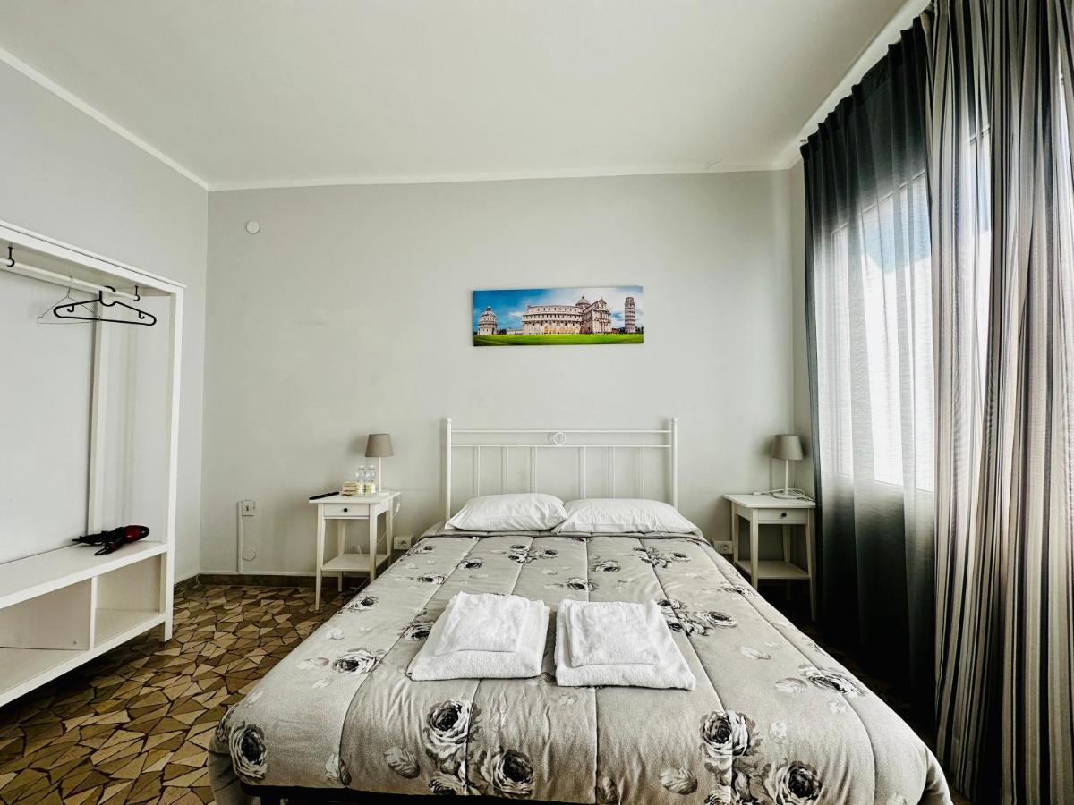 City Rooms Pisa Bagian luar foto