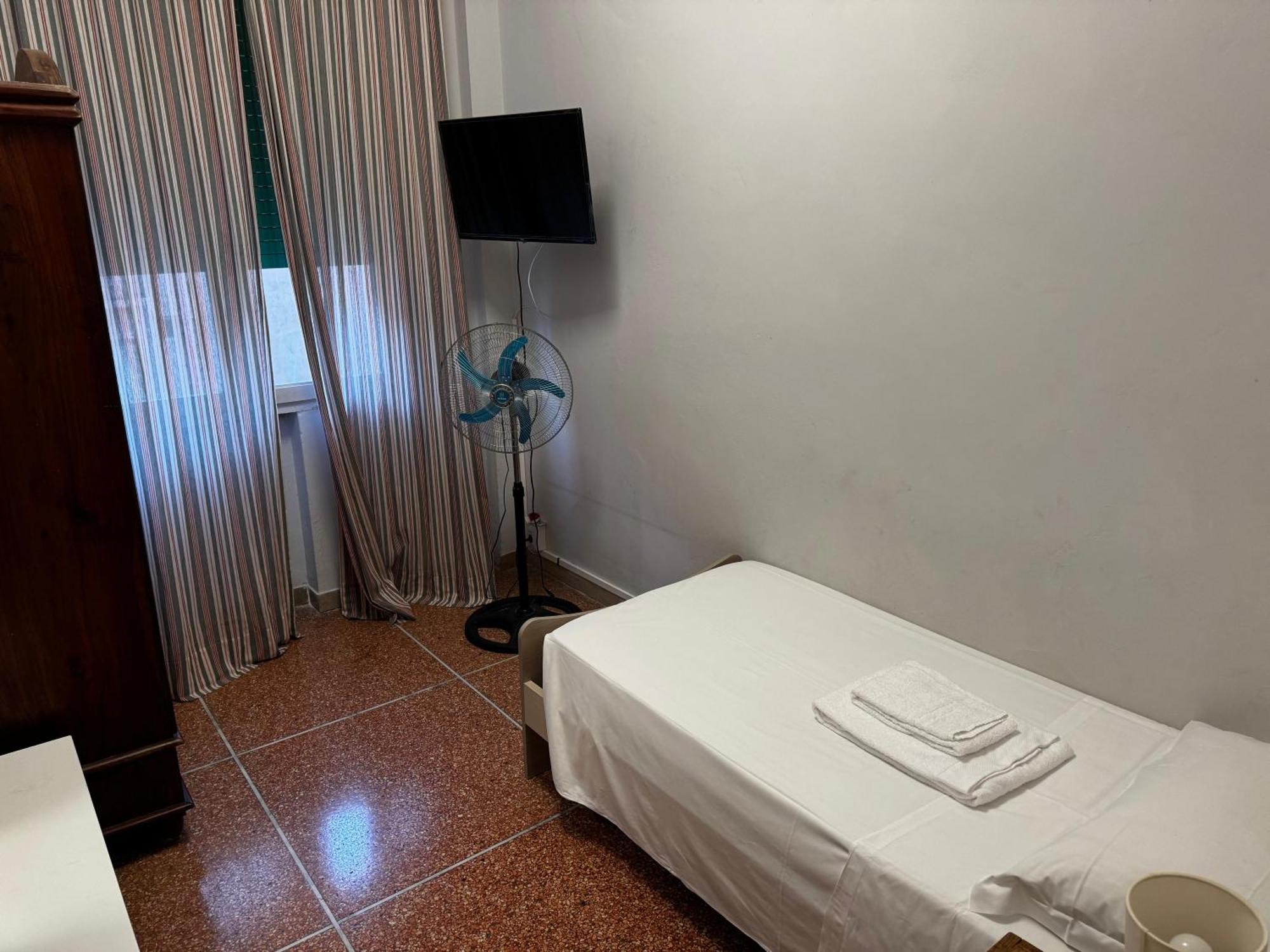 City Rooms Pisa Bagian luar foto